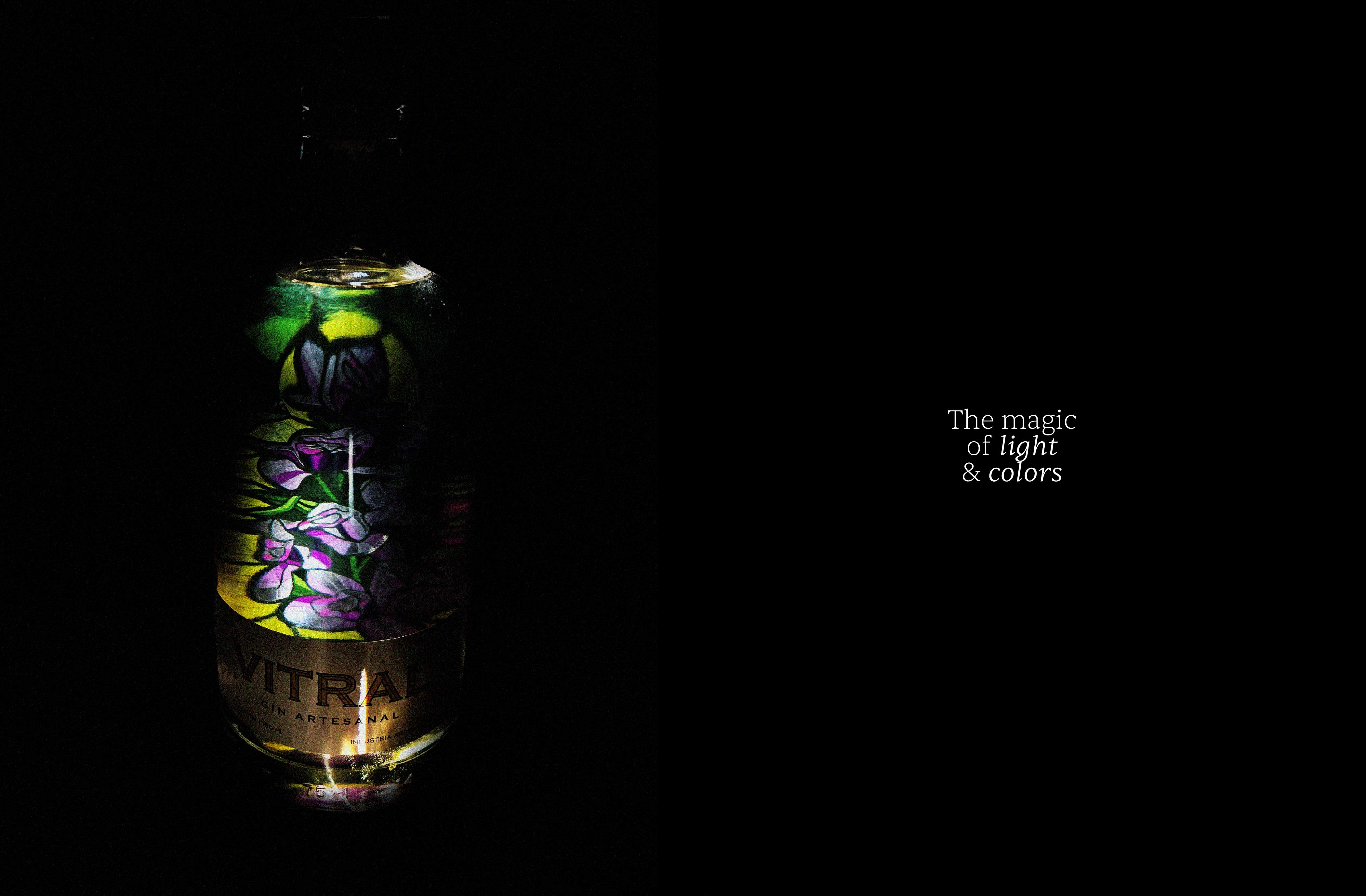 Vitral - La magia de la luz y los colores a traves de la botella